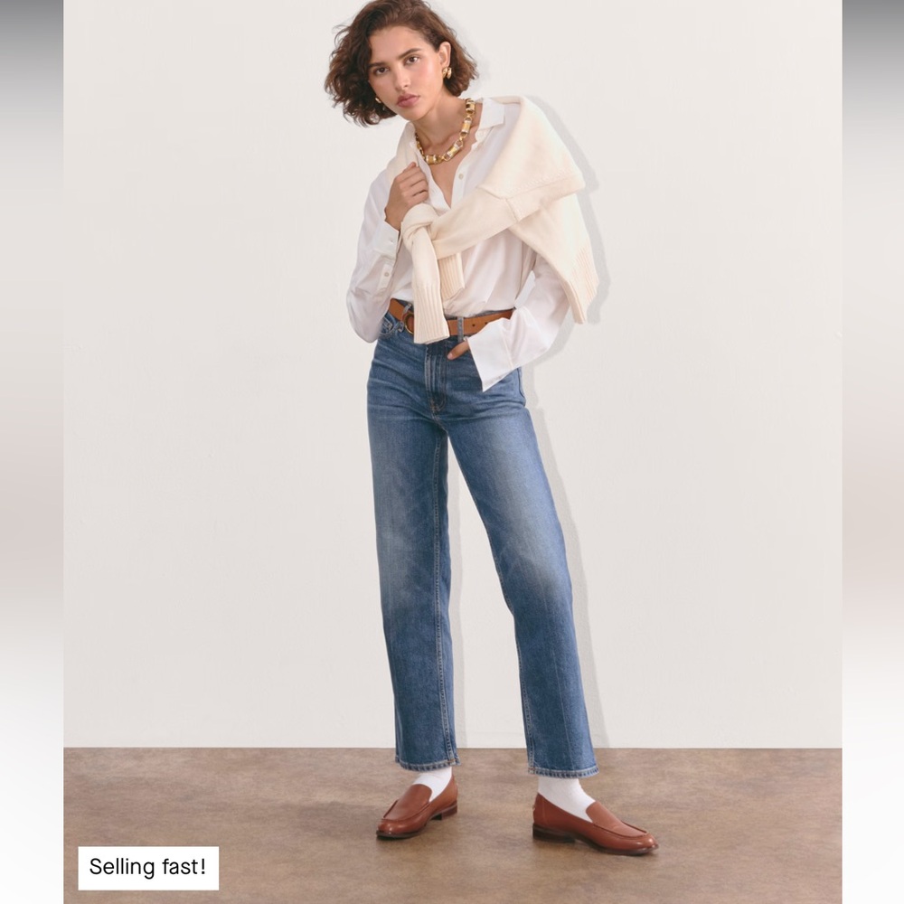 NWT Everlane the high rise straight Jean in medium blue
